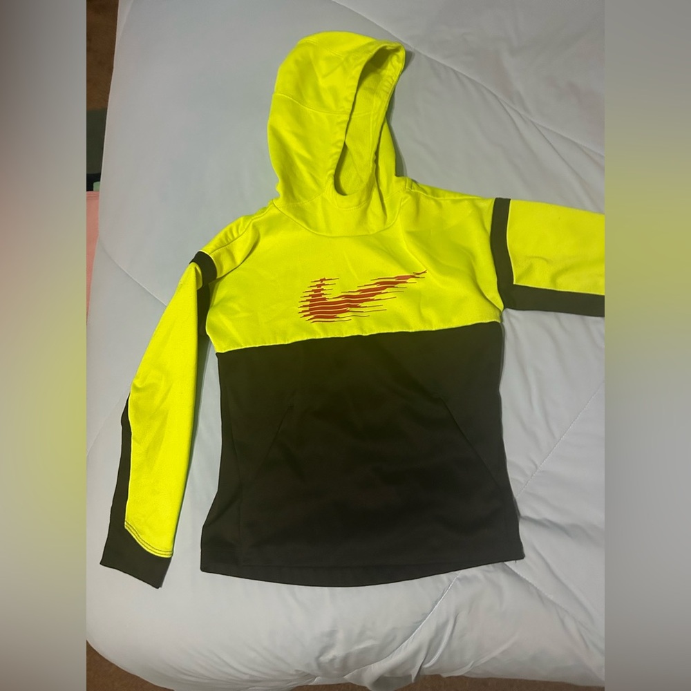 Kids Sz S Nike Dri-FIT Bright Yellow and black hoodie